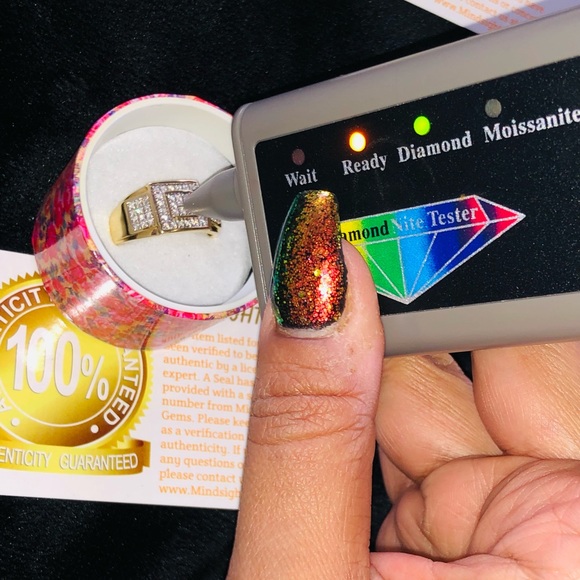 10k Solid Gold Genuine Real Diamond ring Free appraisal & posh authenticate incl - Picture 5 of 9